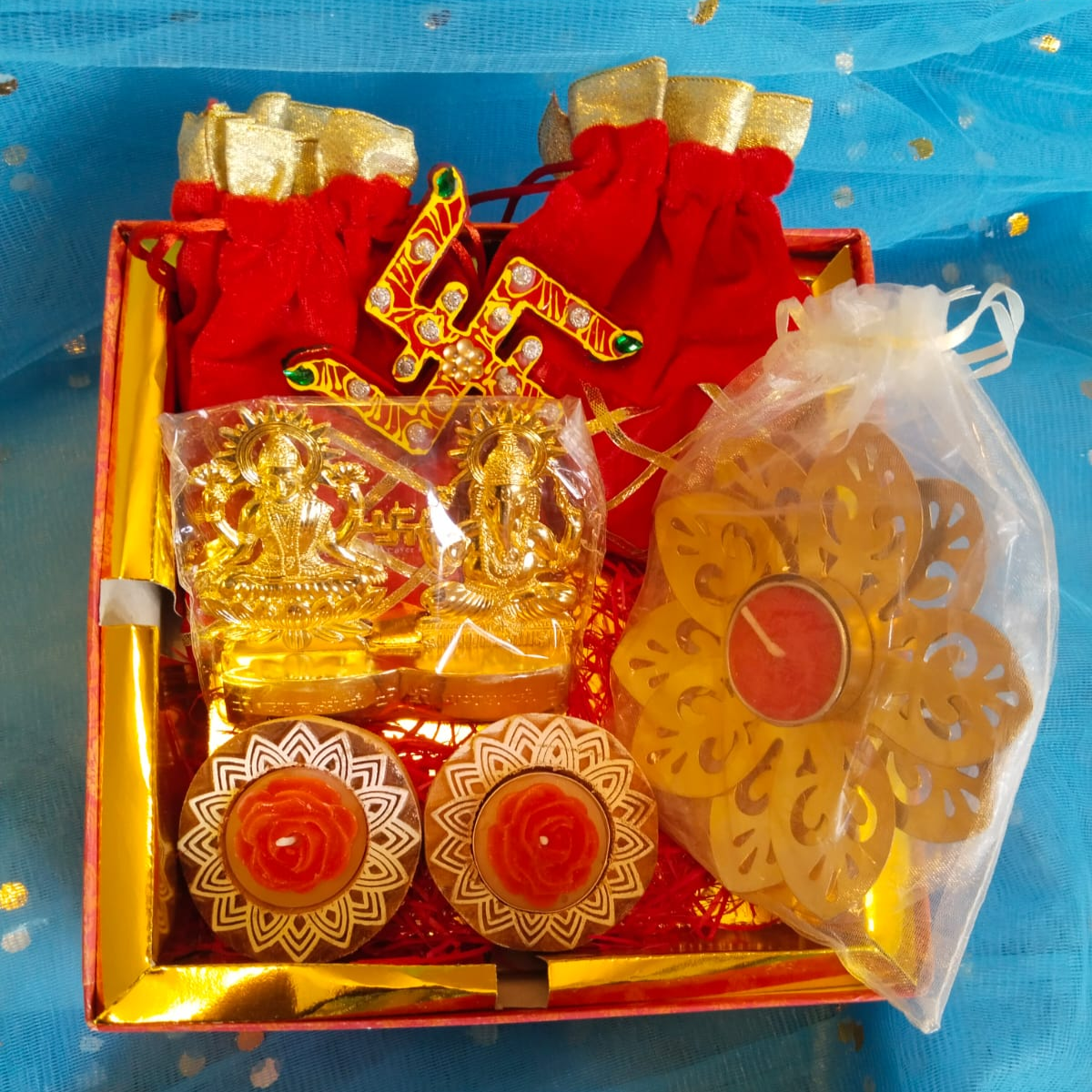 Diwali Gift Hamper with Designer Scented Candles, 2 packs of Dry Fruits, Metallic Idols2