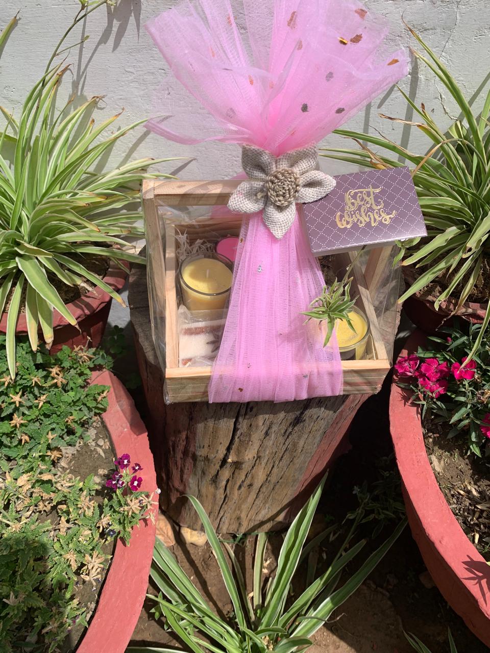 Customized Scented Candle Hampers