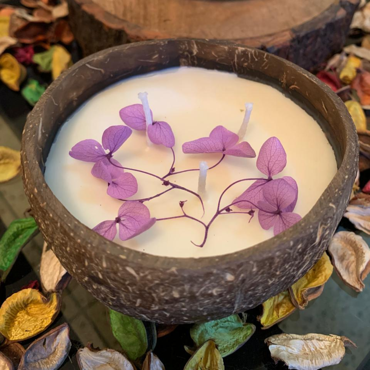 Coconut Shell Scented Candle Mogra