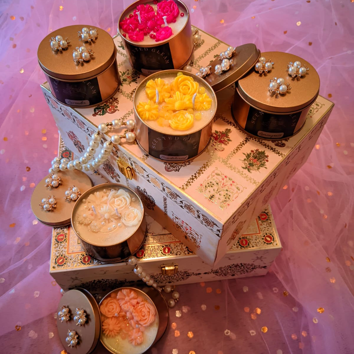 Decorated Scented Candle in Designer Golden Tin Box