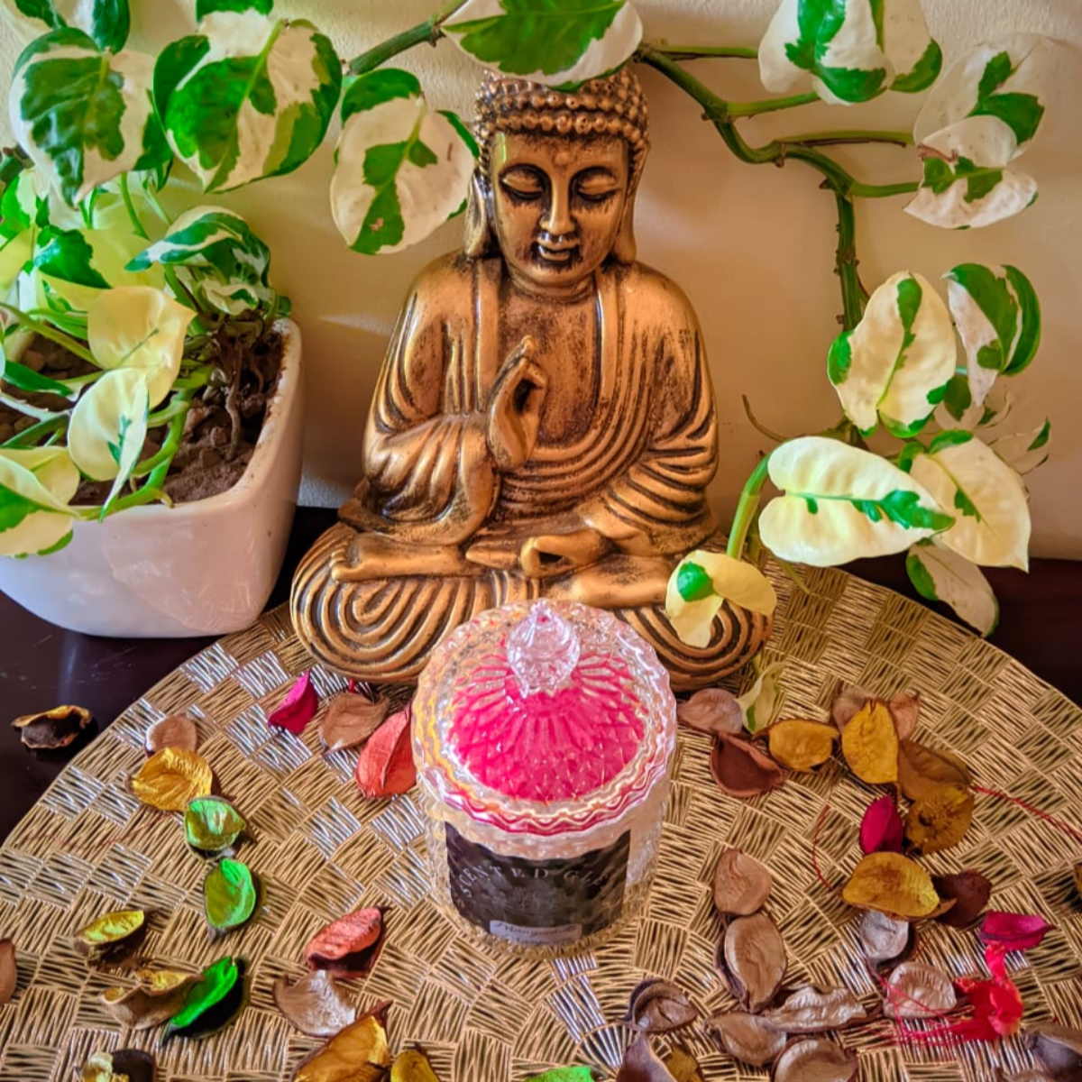 Diamond-Crystal-Scented-Glass-Jar-Candle Rose