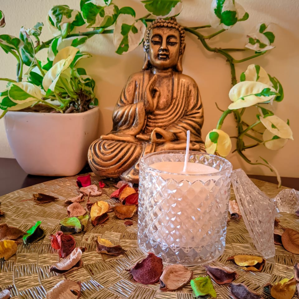 Diamond Crystal Scented Glass Jar Candle Mogra