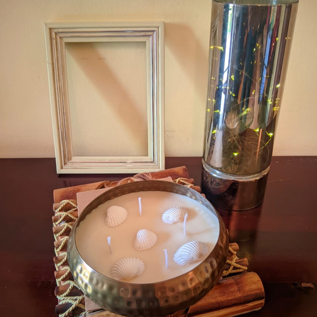 Hammered Metal Urli Scented Candle Vanilla