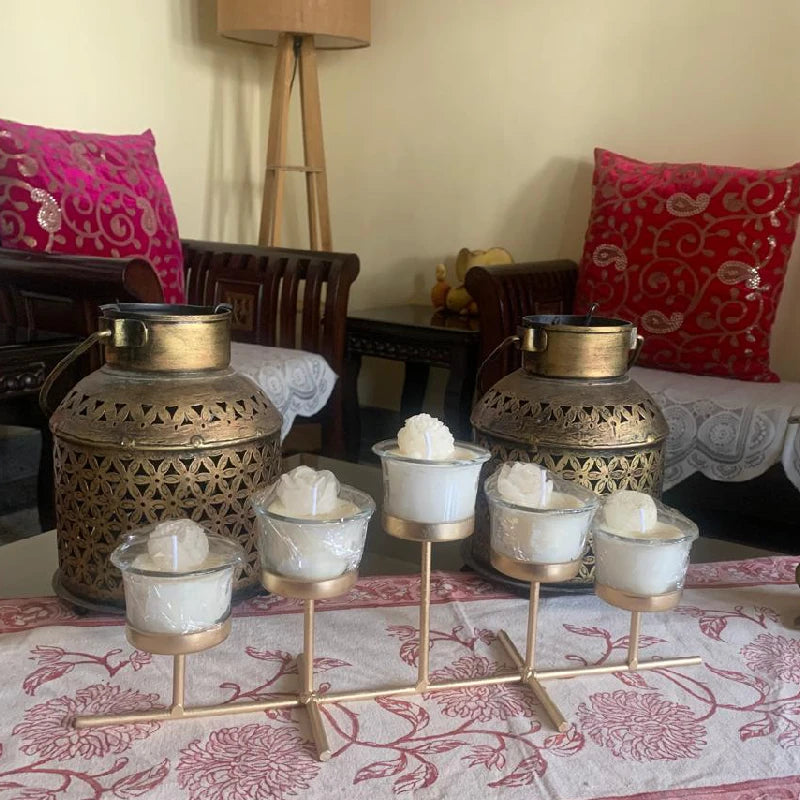 Decorative Metal Holder Set with Premium Scented Candles- Pack of 1