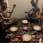 Swastik Metal Candle With 5 Scented Candles